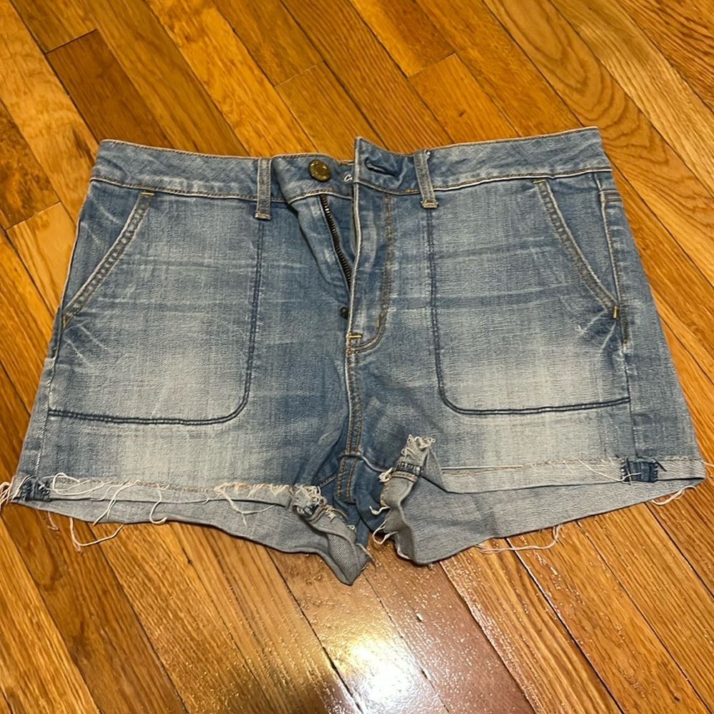 American Eagle denim shorts Women’s size 12